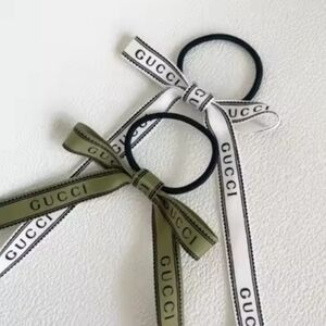 Gucci Green and White Ribbon Hair Ties